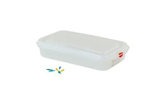 Hermetic plastic box Gastronorm 1/3. Capacity: 2.5 litres, Height: 6.5 cm